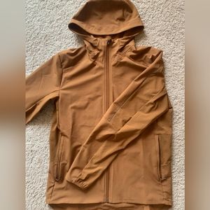 Lululemon lite jacket size S